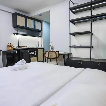 Soho Premium Suites - Ben Thanh Market Area-3